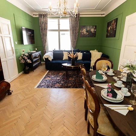 New, Stylish And Spacious Apartment Bratislava Exterior photo